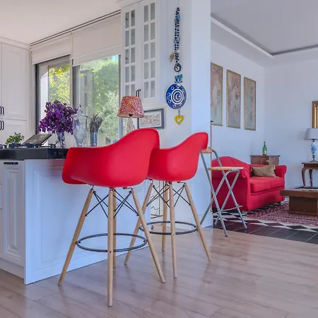 Villa Stunning With Amazing Sea View In