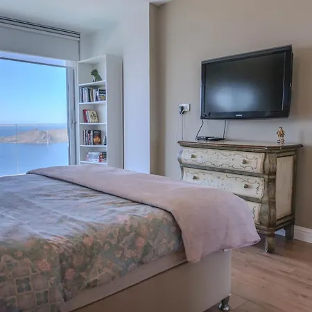 Villa Stunning With Amazing Sea View In